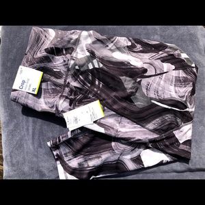 Brand New Oldnavy highwaisted Cropped Leggings